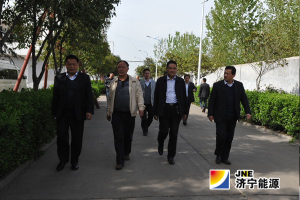 省煤炭工会主席李斌到鹿洼煤矿检查指导工作