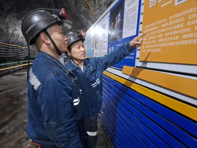班组长说丨张敬富：铁腕抓安全，实干破难题