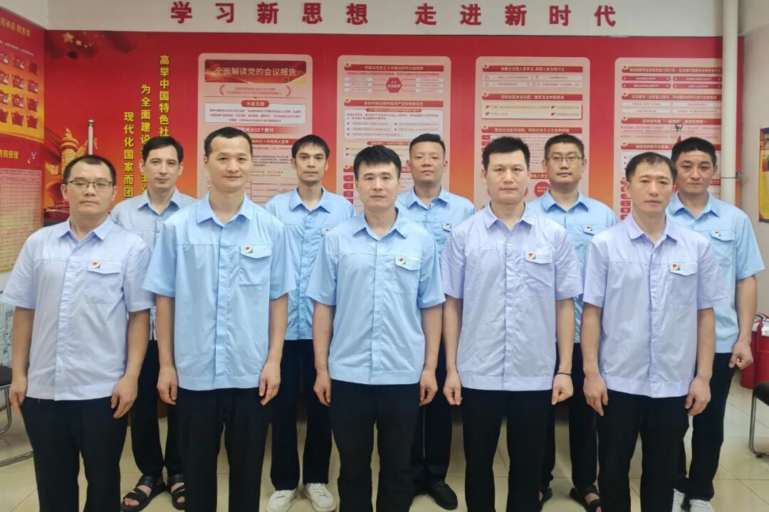 1周壮班组成员.jpg
